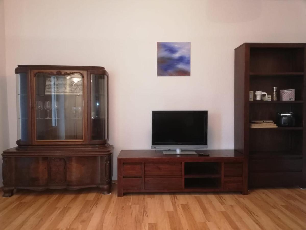 Ferienwohnung - Apartment Mit Balkon In Halle-Saale, Trotha Halle  Kültér fotó
