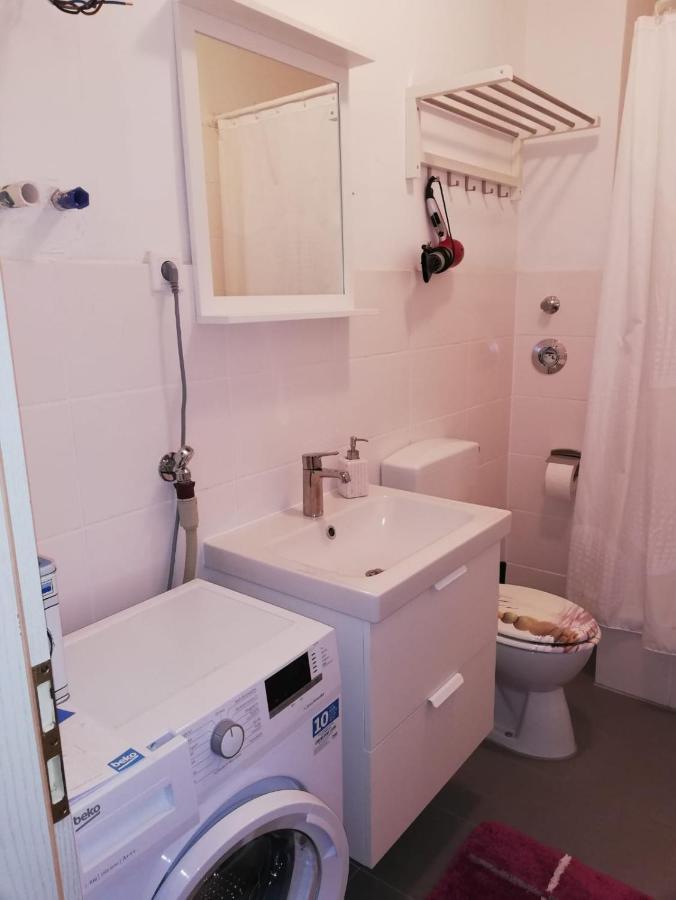 Ferienwohnung - Apartment Mit Balkon In Halle-Saale, Trotha Halle  Kültér fotó